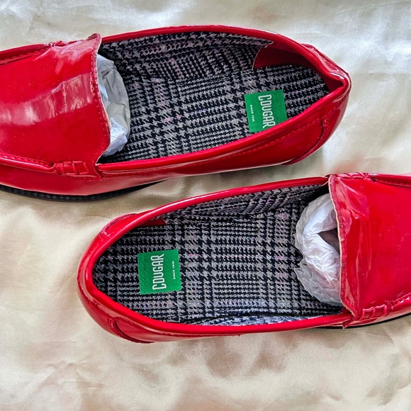 LOAFERS, COUGAR, CHERRY RED, RUBBER, LADIES SZ 9, RUBBER SOLES, NEW NEVER WORN, - Picture 7 of 8